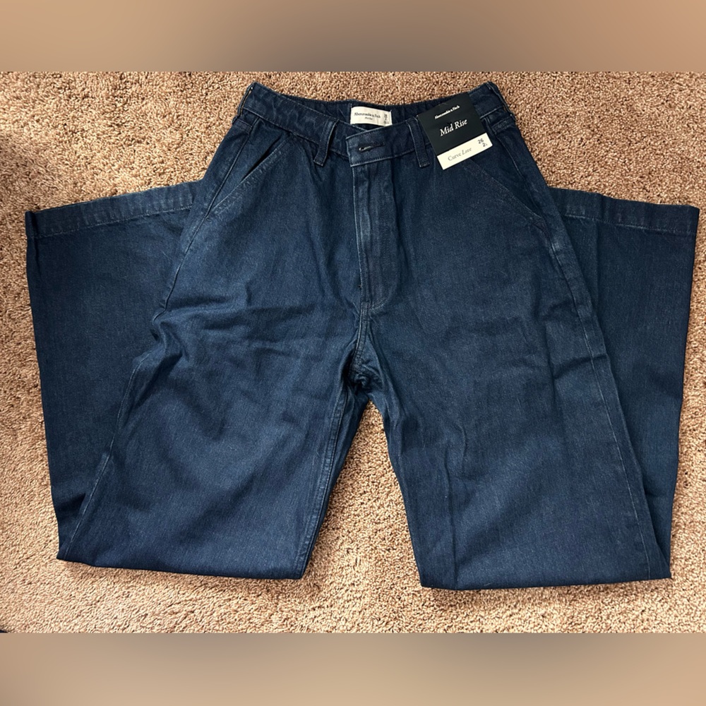 NWT Abercrombiebie&Fitch jeans